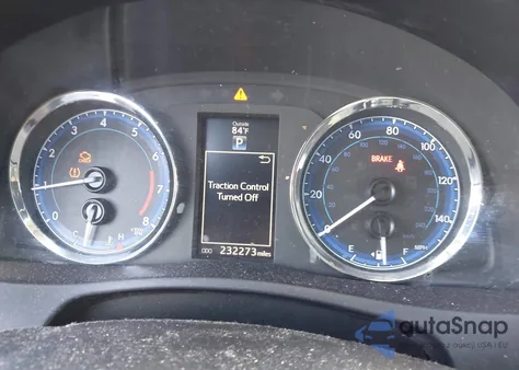 2018 Toyota Corolla Se z USA, uszkodzony, nr VIN 5YFBURHE4JP803368